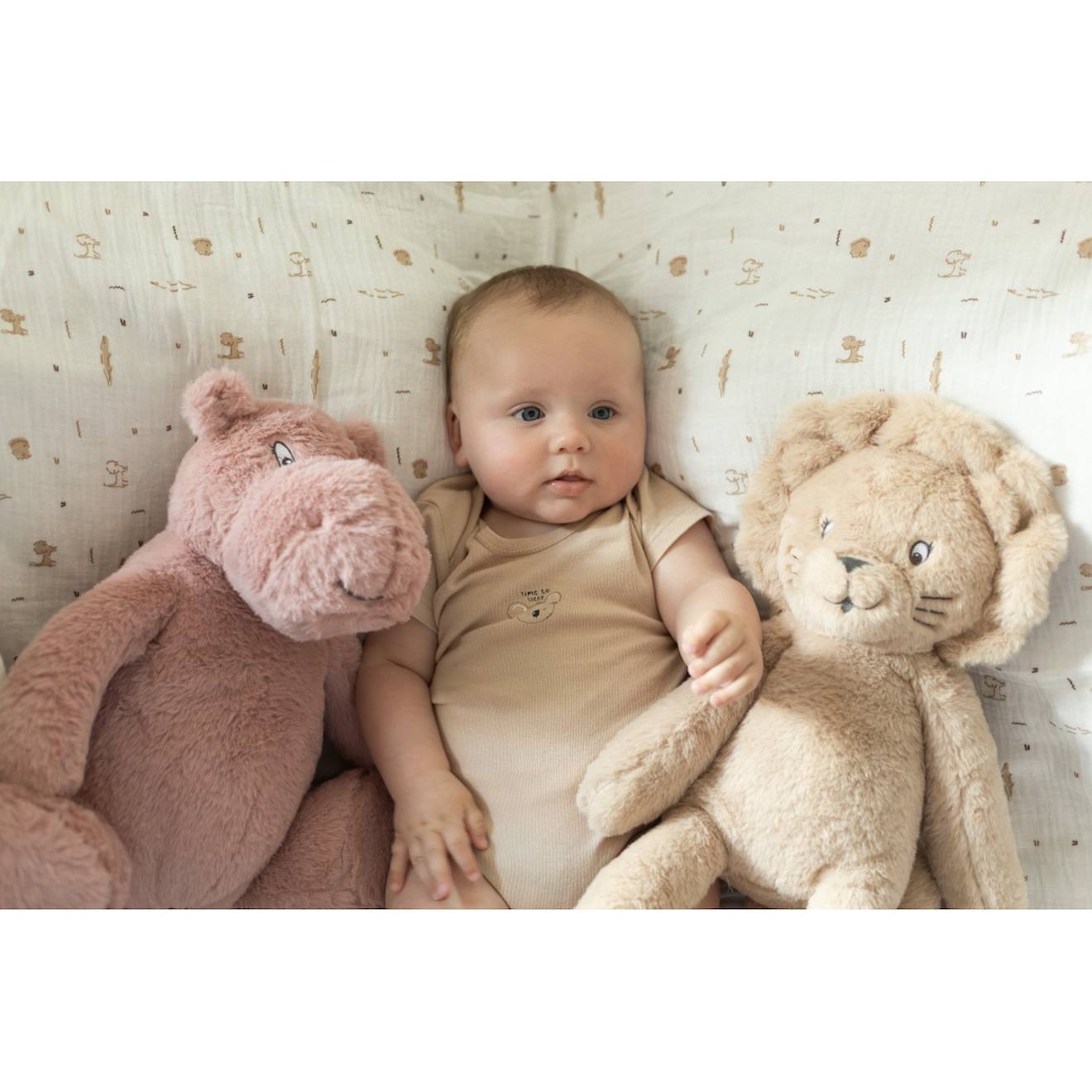 Grande peluche bébé cléo l'hippo 30cm rose