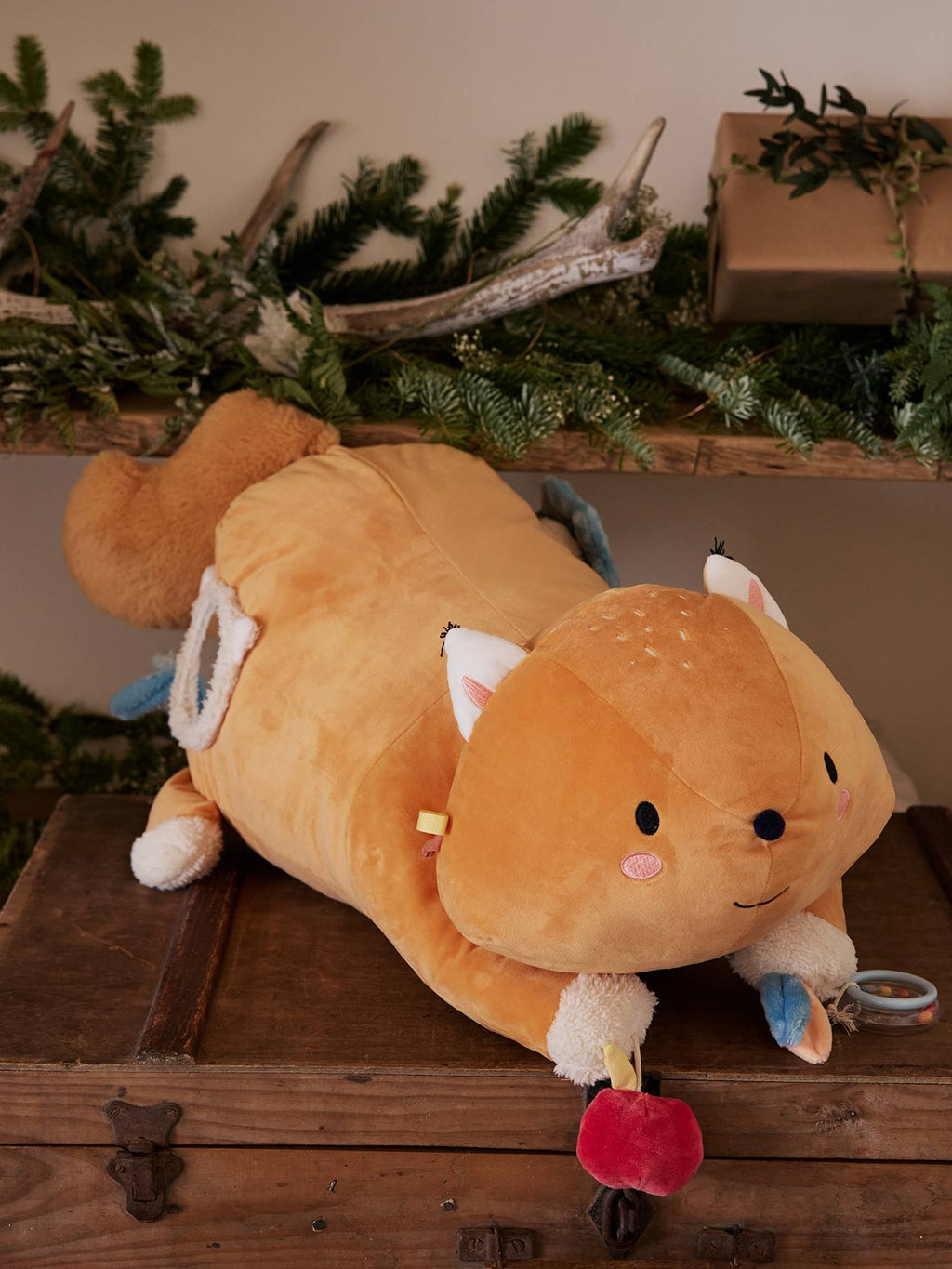 Grande peluche d'activités écureuil les amis de la forêt orangé