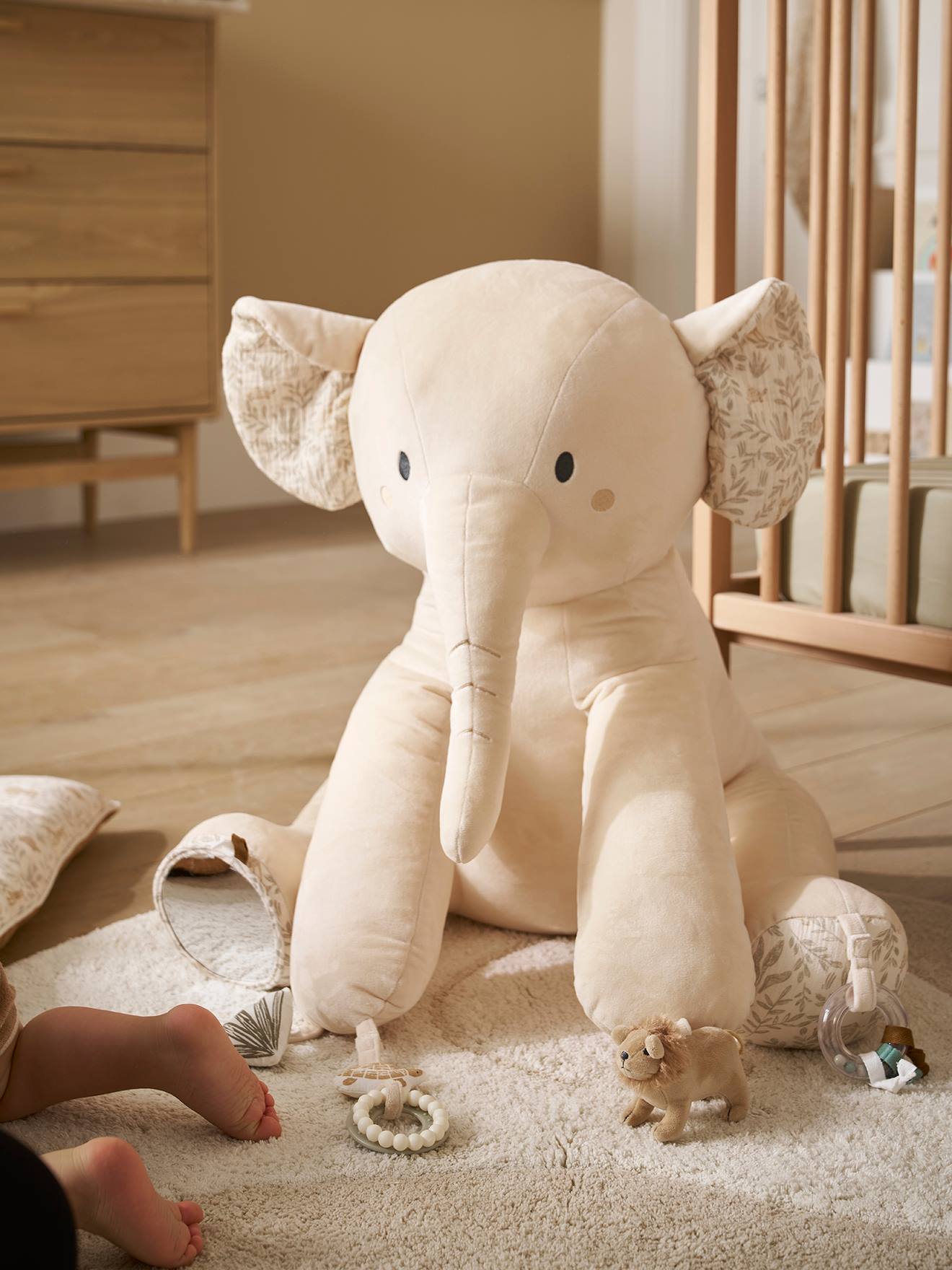 Grande peluche éléphant d'activités babylon beige
