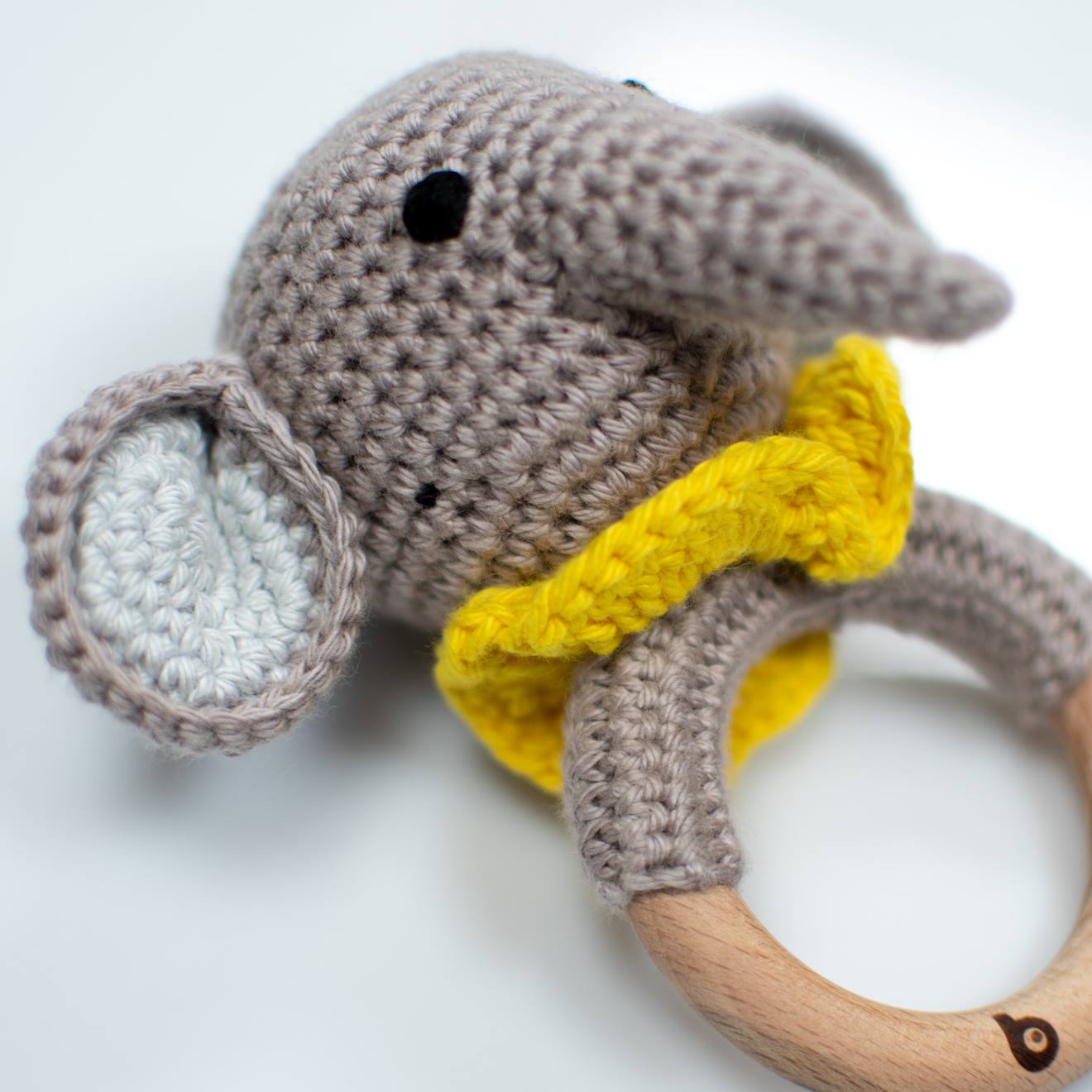Hochet coton tricot bois naturel éléphant