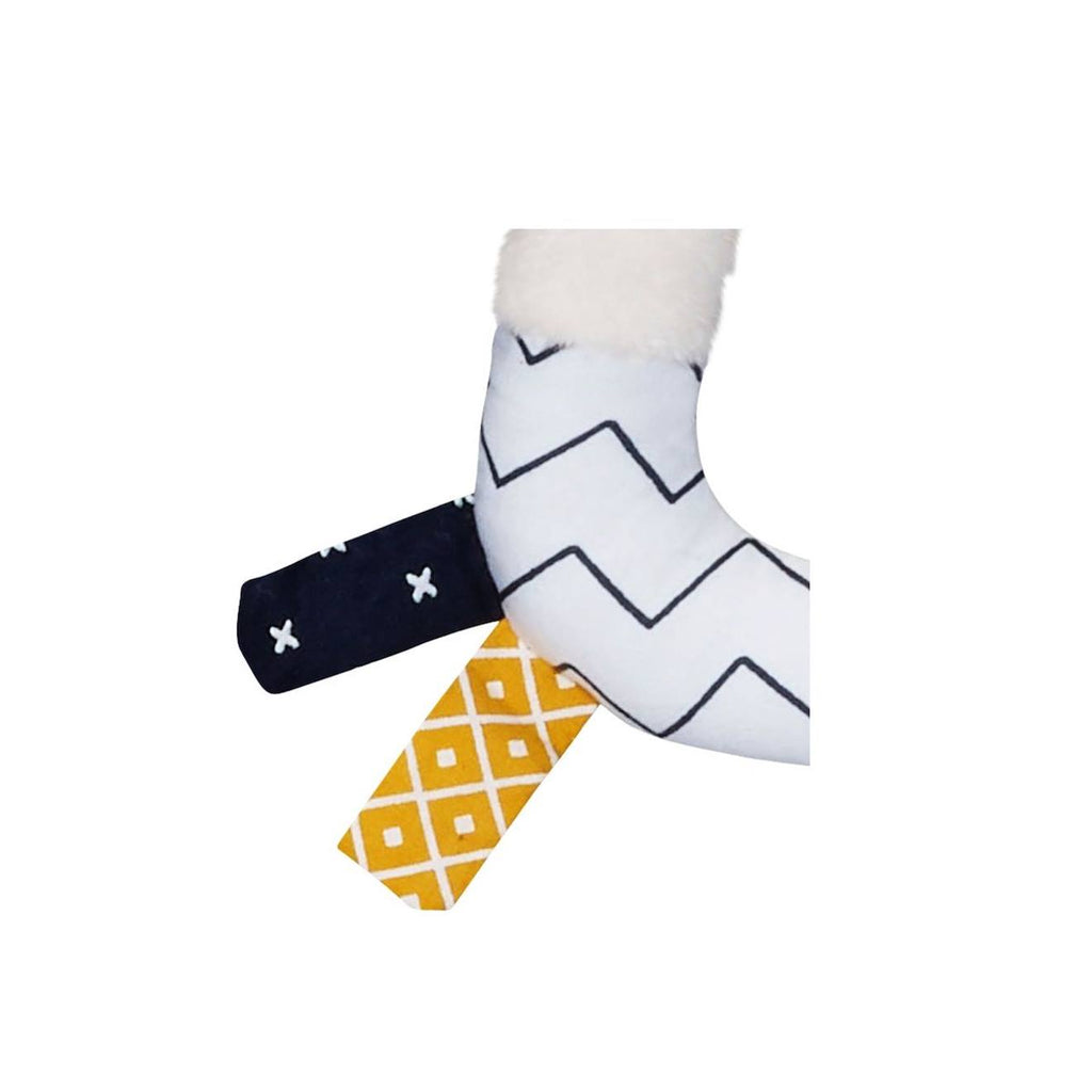 Hochet en velours - hello blanc