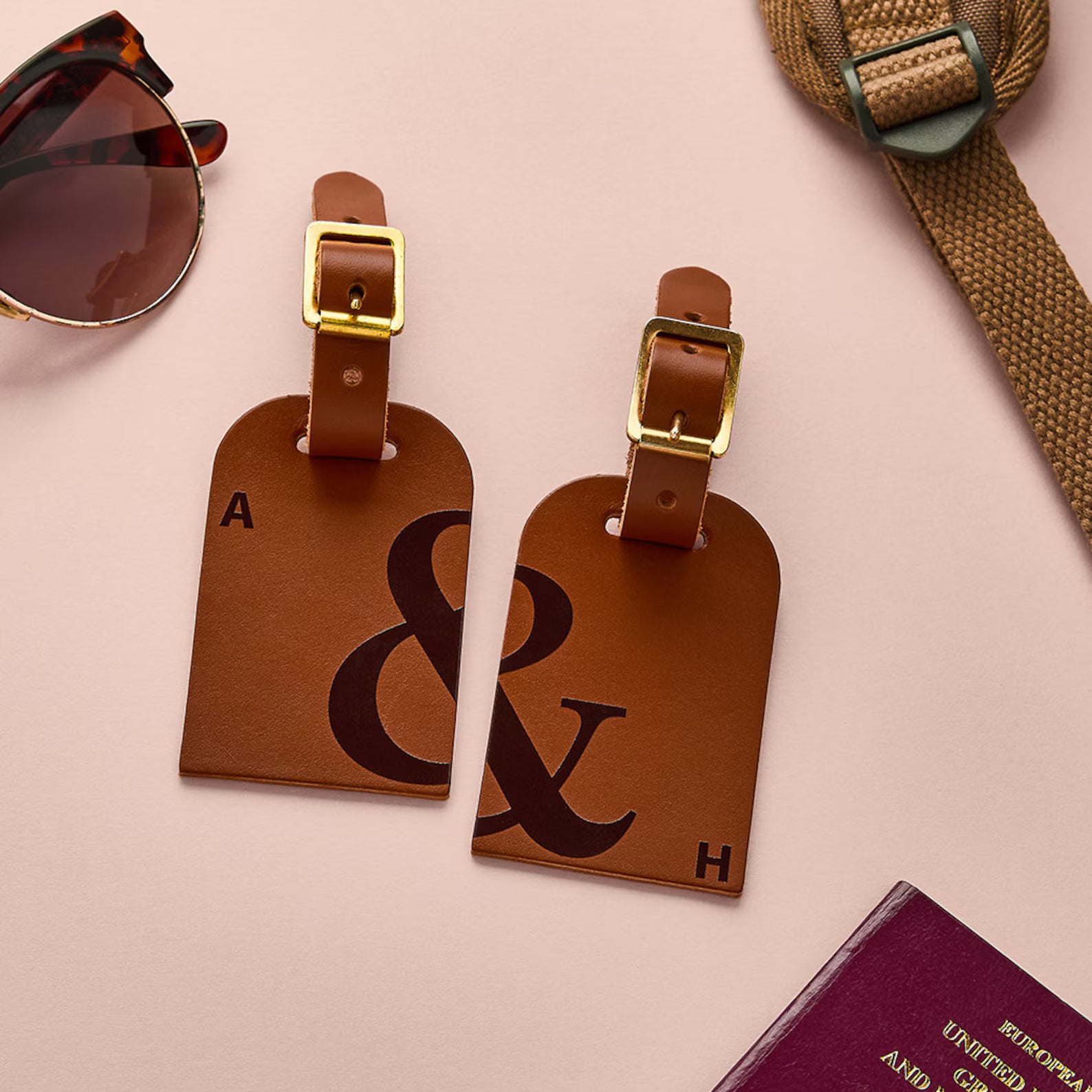 Ensemble d’étiquettes à bagage en cuir personnalisées