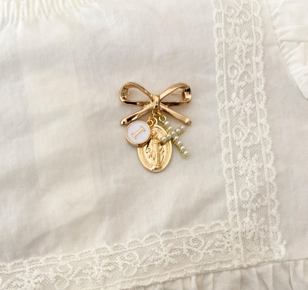 Broche de protection Vierge Marie personnalisée – Cadeau catholique pour bébé