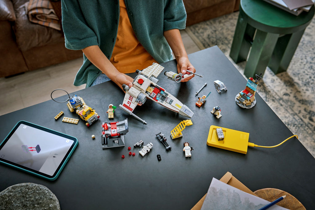 SMART Play : le X-Wing Red Five de Luke – LEGO Star Wars #75423