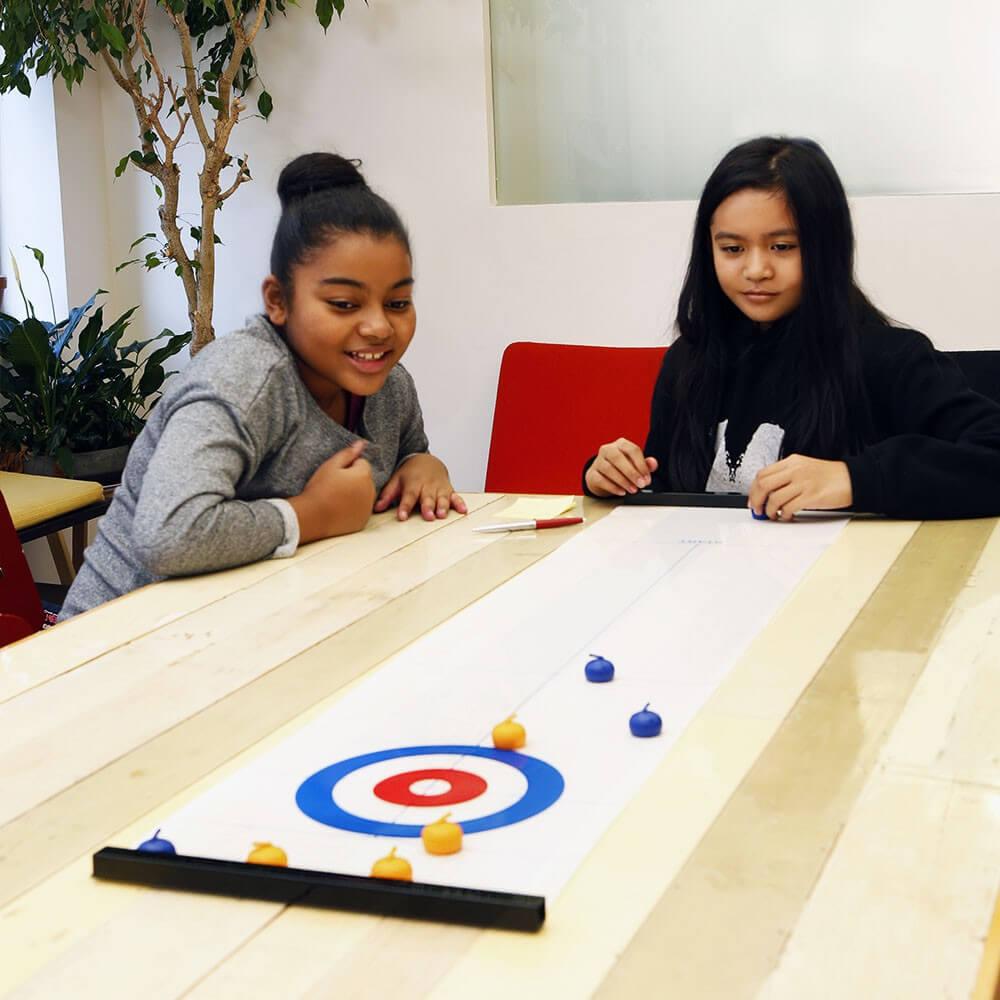 Jeu de Curling de Table - Jeux de Bureau Kikkerland