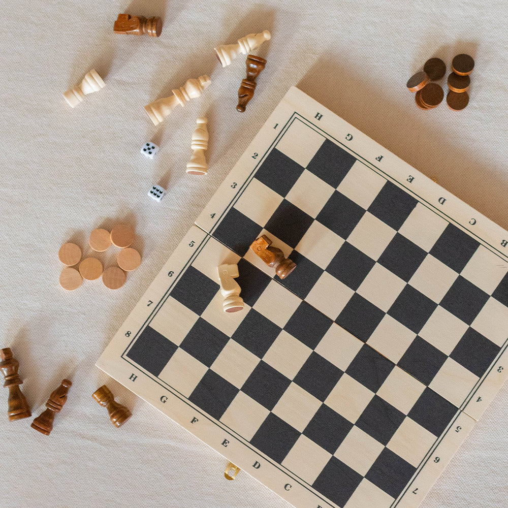 Jeu d'Échecs et Backgammon de Voyage en Bois - Jeux en Bois