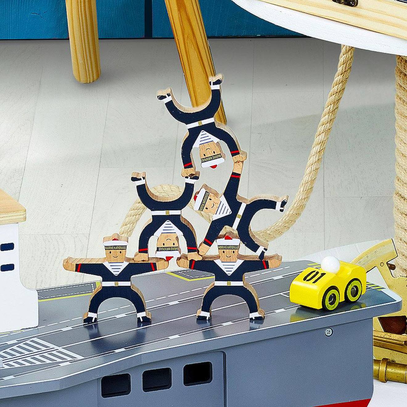Jeu d'équilibre les p'tits matelots bleu