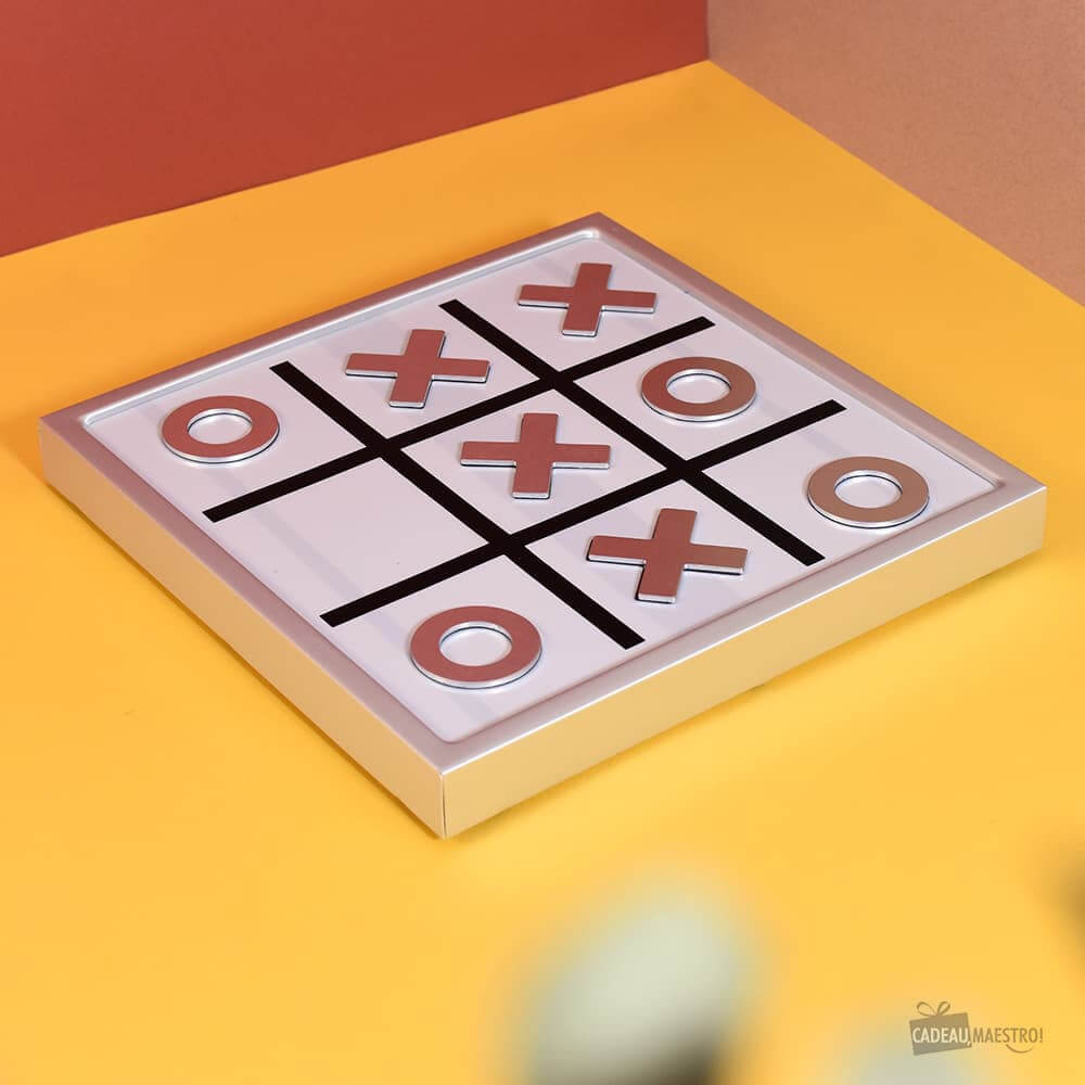 Jeu de Morpion Magnétique - Jeux de Société Originaux CadoMaestro