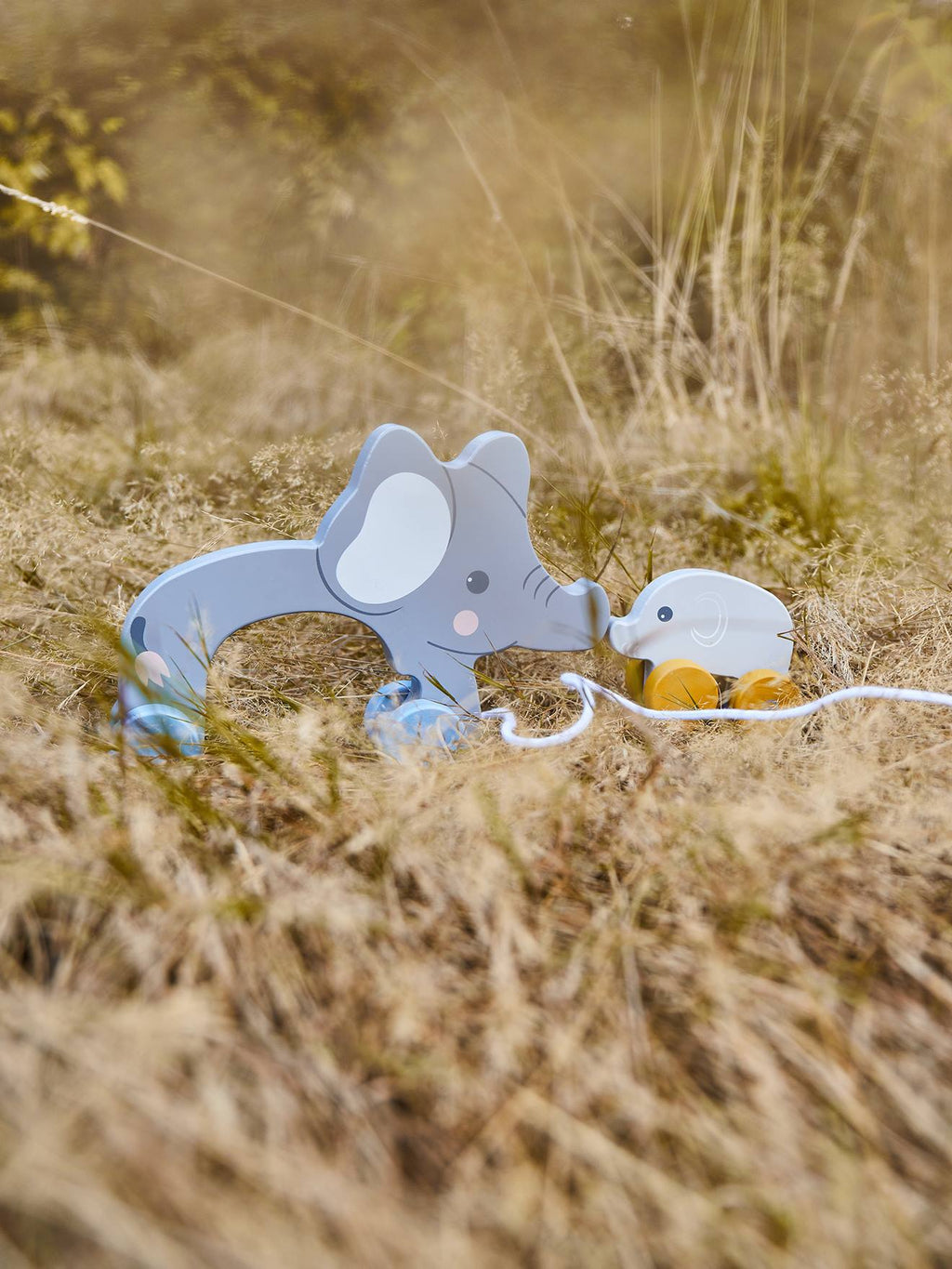 Jouet à tirer en bois éléphants