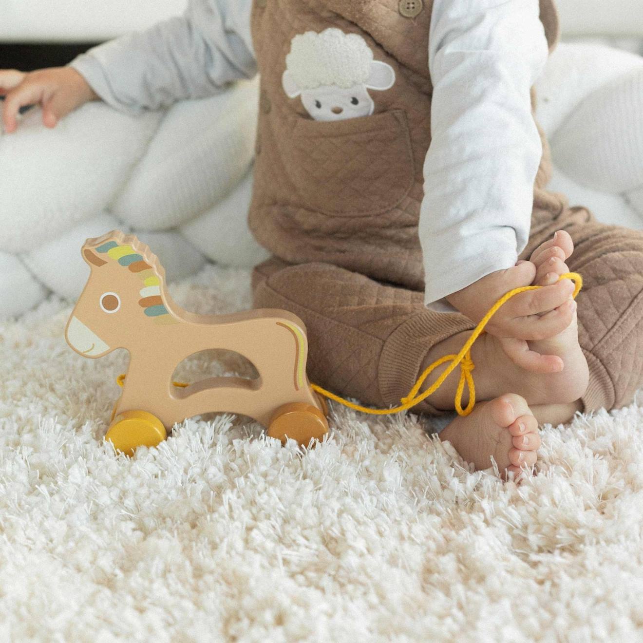 Jouet en bois bébé à tirer multicolore