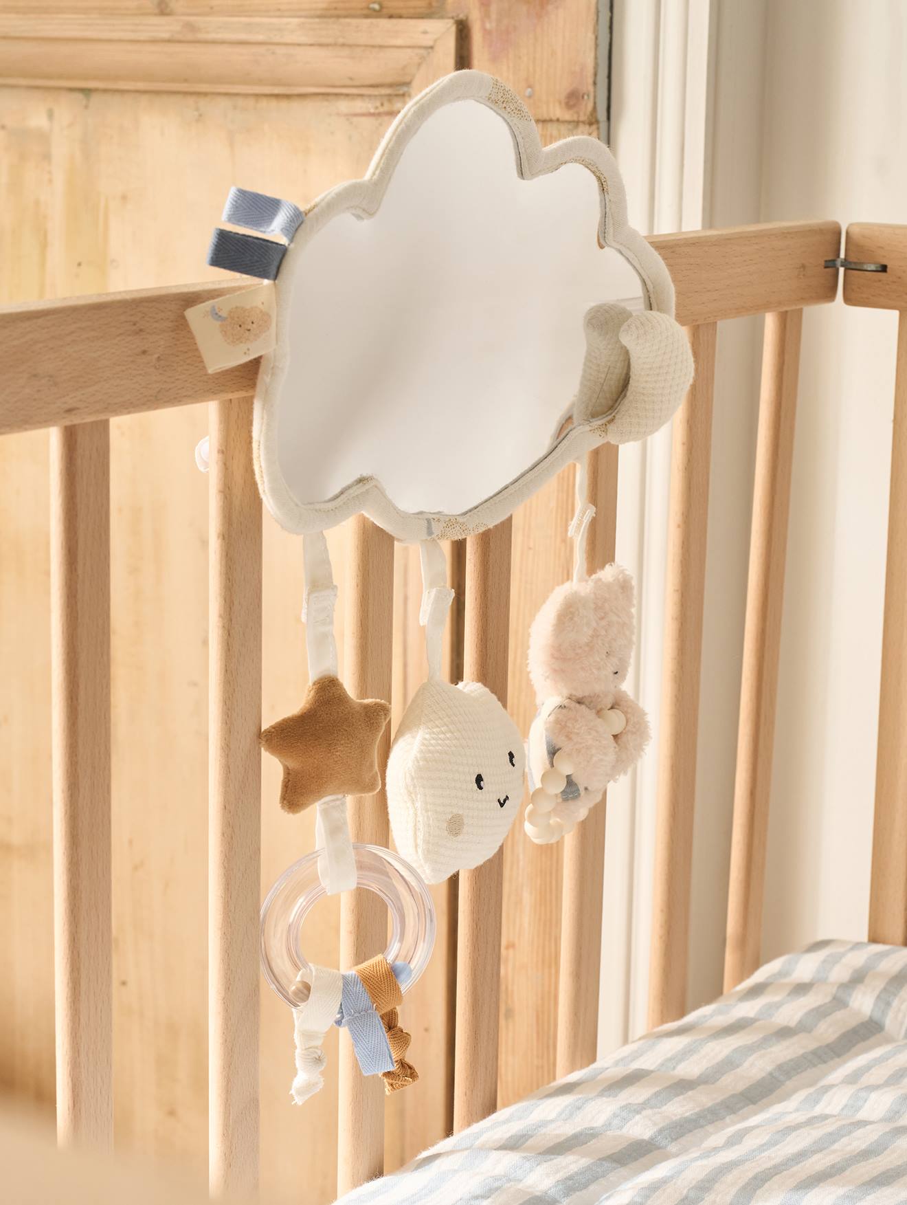 Jouet miroir nuage à suspendre ou à poser blanc