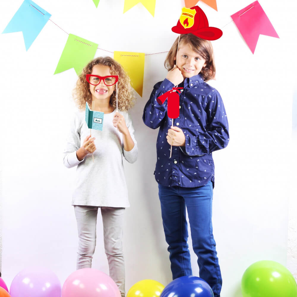Kit Photo Booth pour Enfant - Articles de Fête Doiy