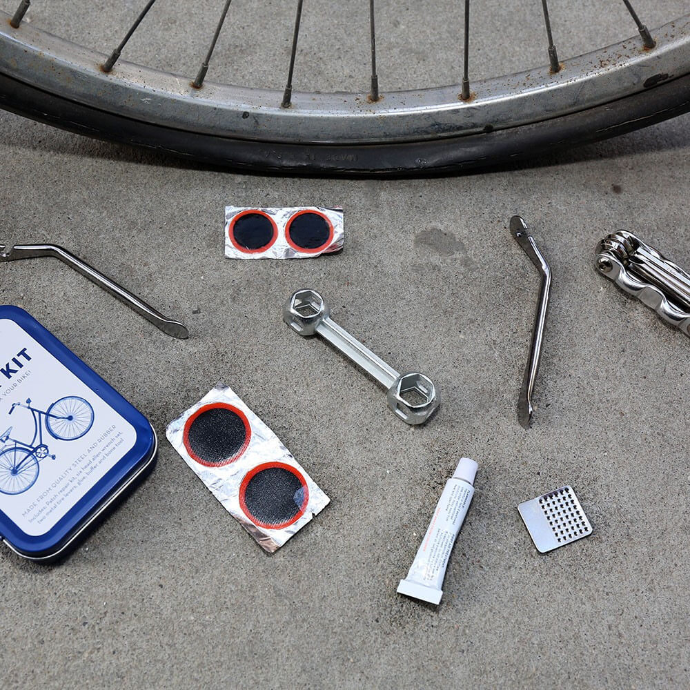Kit Vintage de Réparation pour Vélo - Cycliste Kikkerland