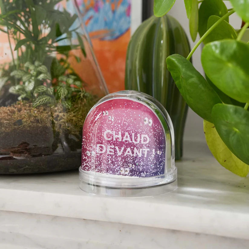 Boule à neige personnalisée – Le cadeau qui fait fondre tous les cœurs ❄️💖