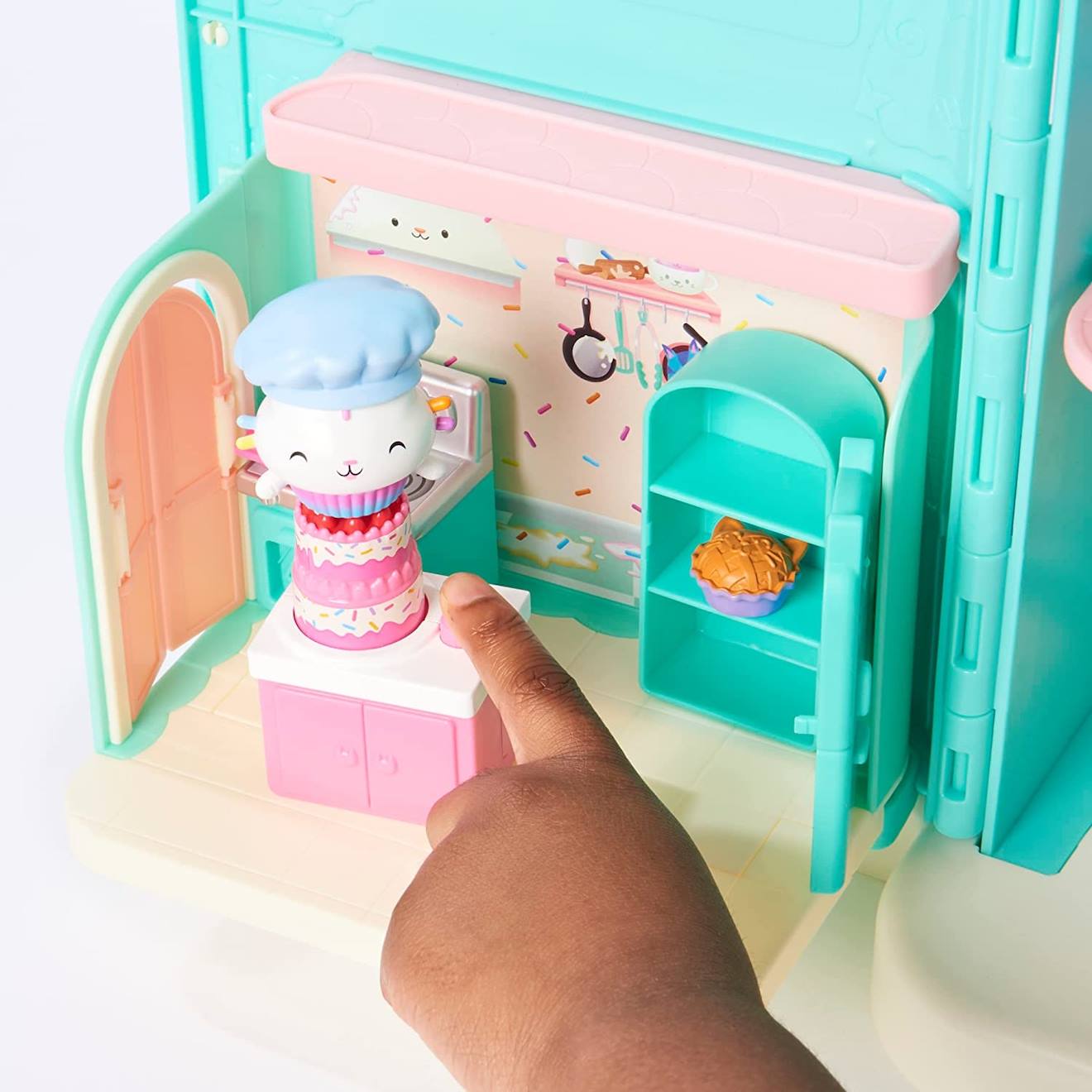 La maison de poupée de Gabby's Dollhouse - chambre de luxe - la cuisine de cakey multicolore