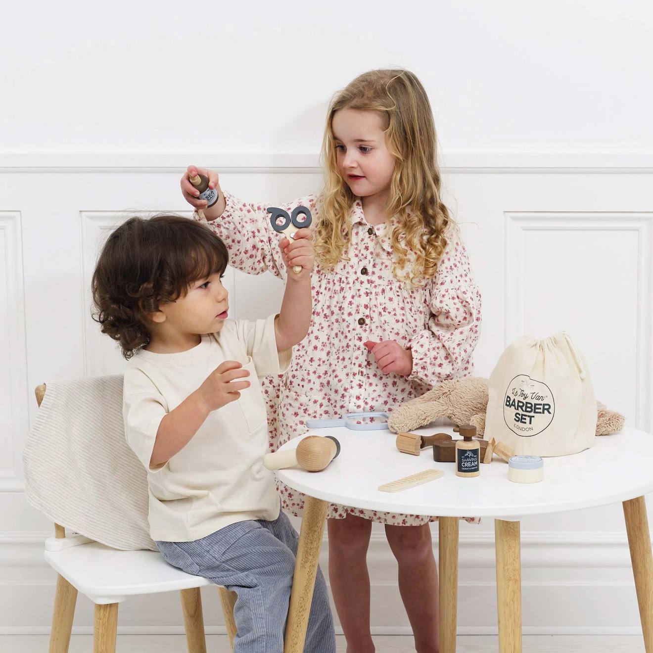 La trousse du barbier beige