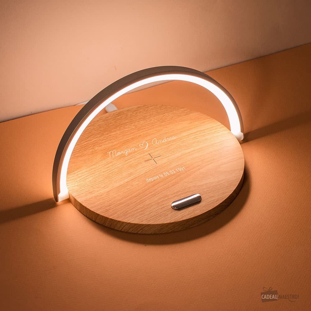 Lampe de Chevet Tactile Avec Station de Chargement Amoureux à Personnaliser - Lampe Personnalisée