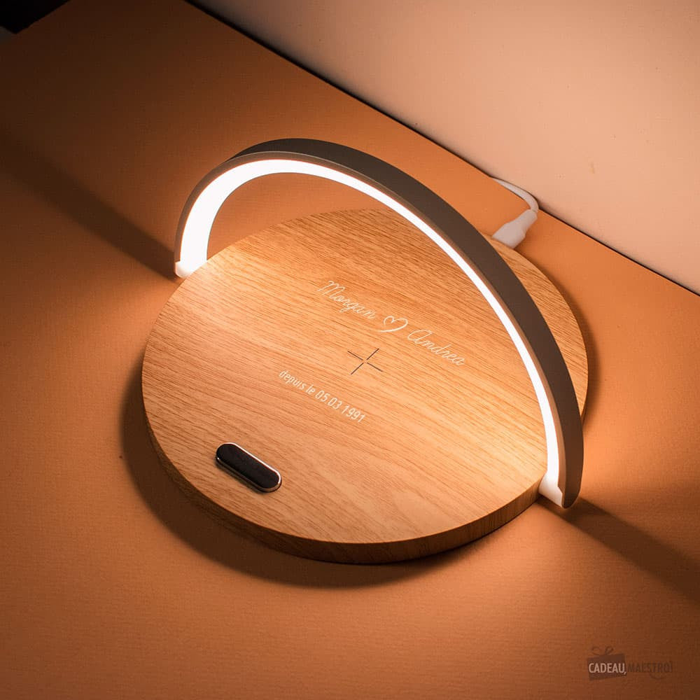 Lampe de Chevet Tactile Avec Station de Chargement Amoureux à Personnaliser - Lampe Personnalisée