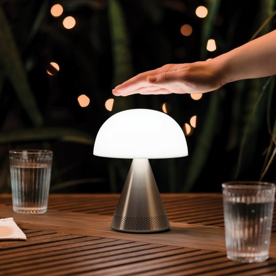 Lampe audio portable Lexon Mina - La petite lampe design qui crée l’ambiance parfaite