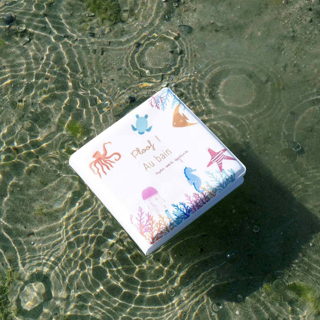 Livré de bain animaux de la mer blanc