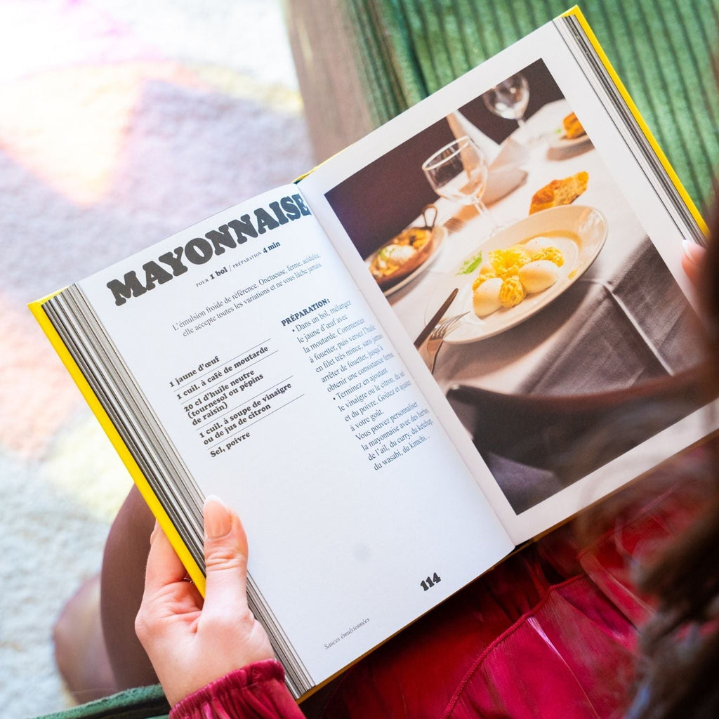 Pages intérieures du livre de recettes de sauces