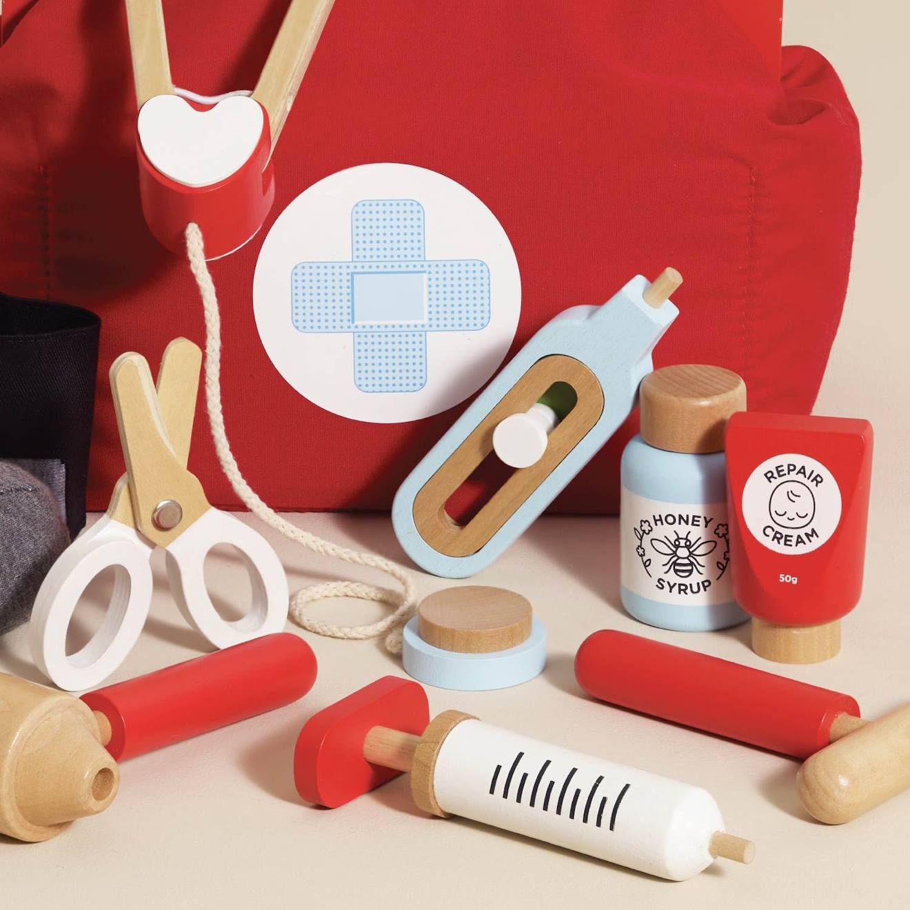 Ma mallette de docteur rouge