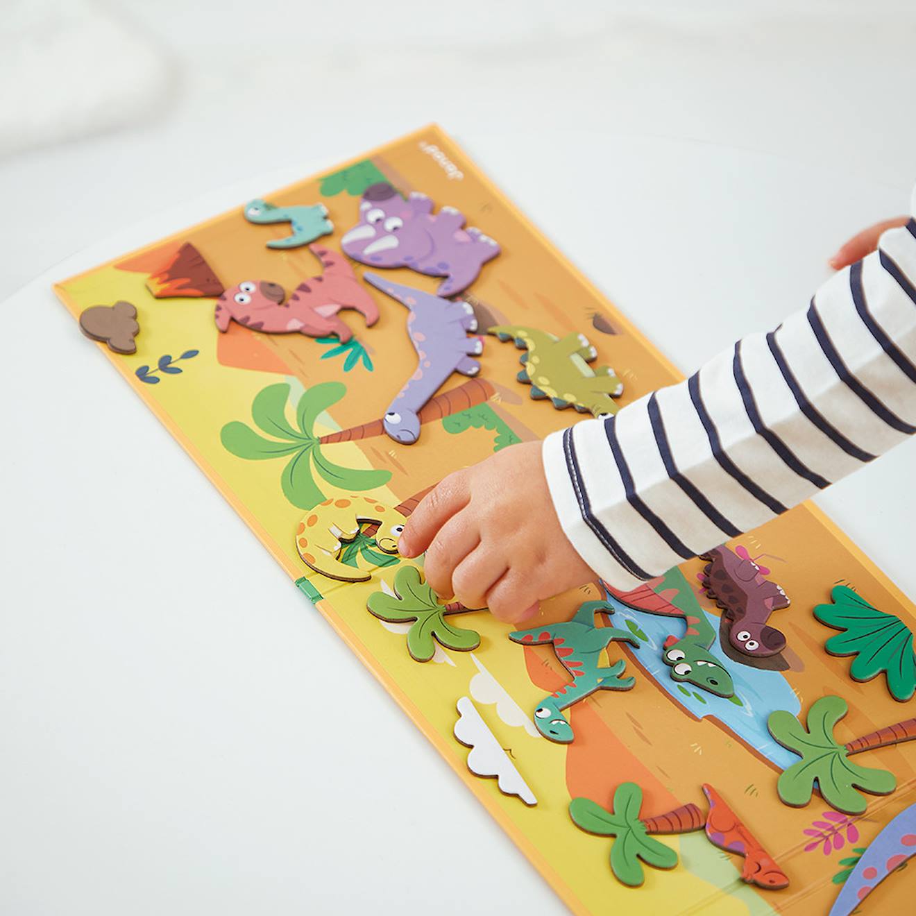 Magnéti'stories les dinosaures multicolore