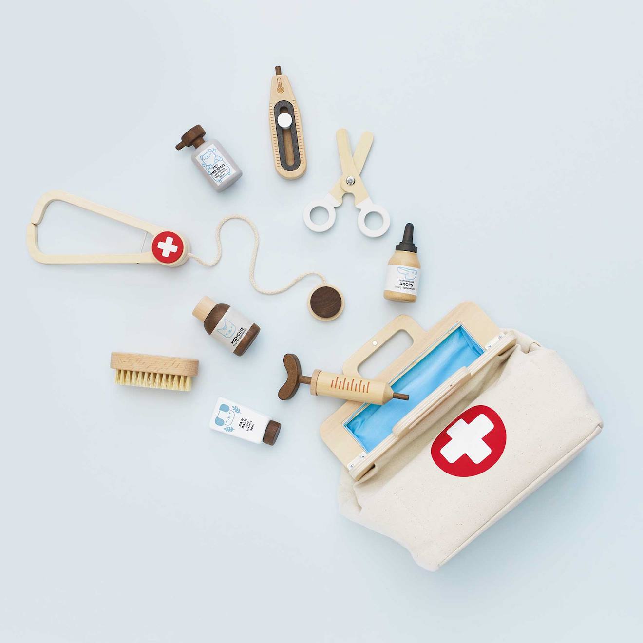 Mallette de vétérinaire et ses accessoires beige