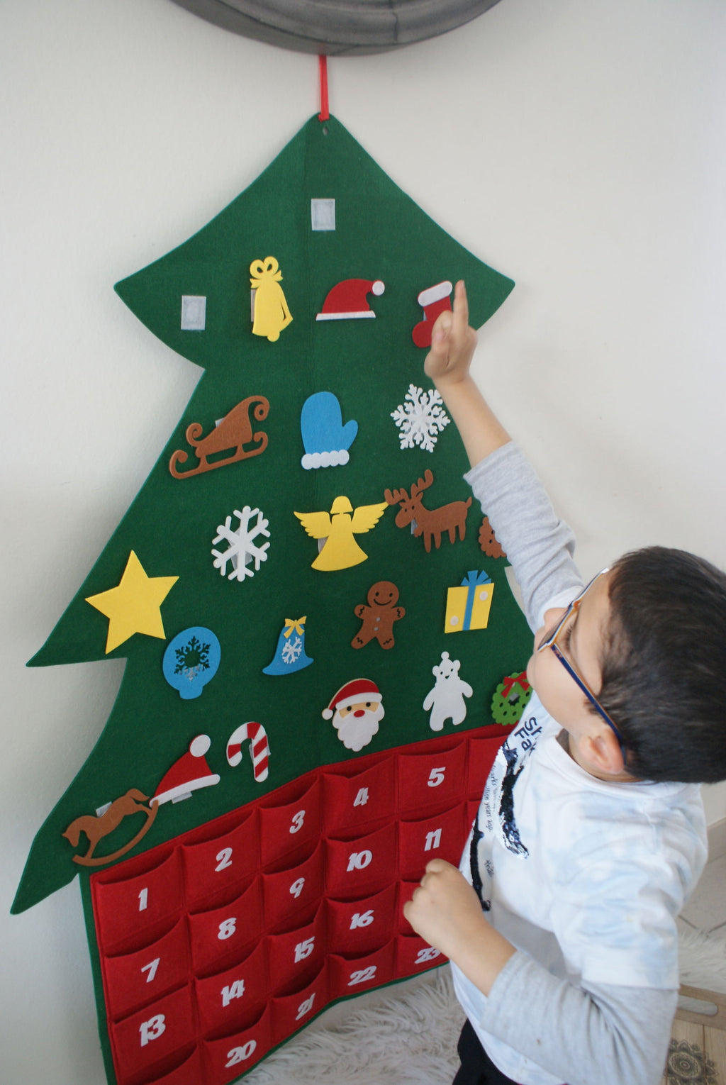 Calendrier de l'Avent MaMontessoriBox – Sapin à décorer et 24 jeux Montessori – photo 2