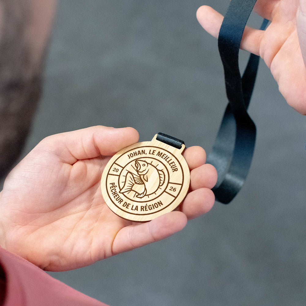 Médaille en Bois Pêche à Personnaliser - Médailles Personnalisées