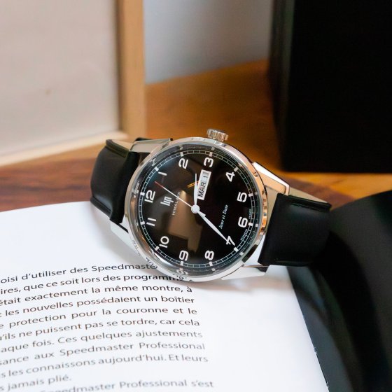 Montre LIP Himalaya noire 40mm
