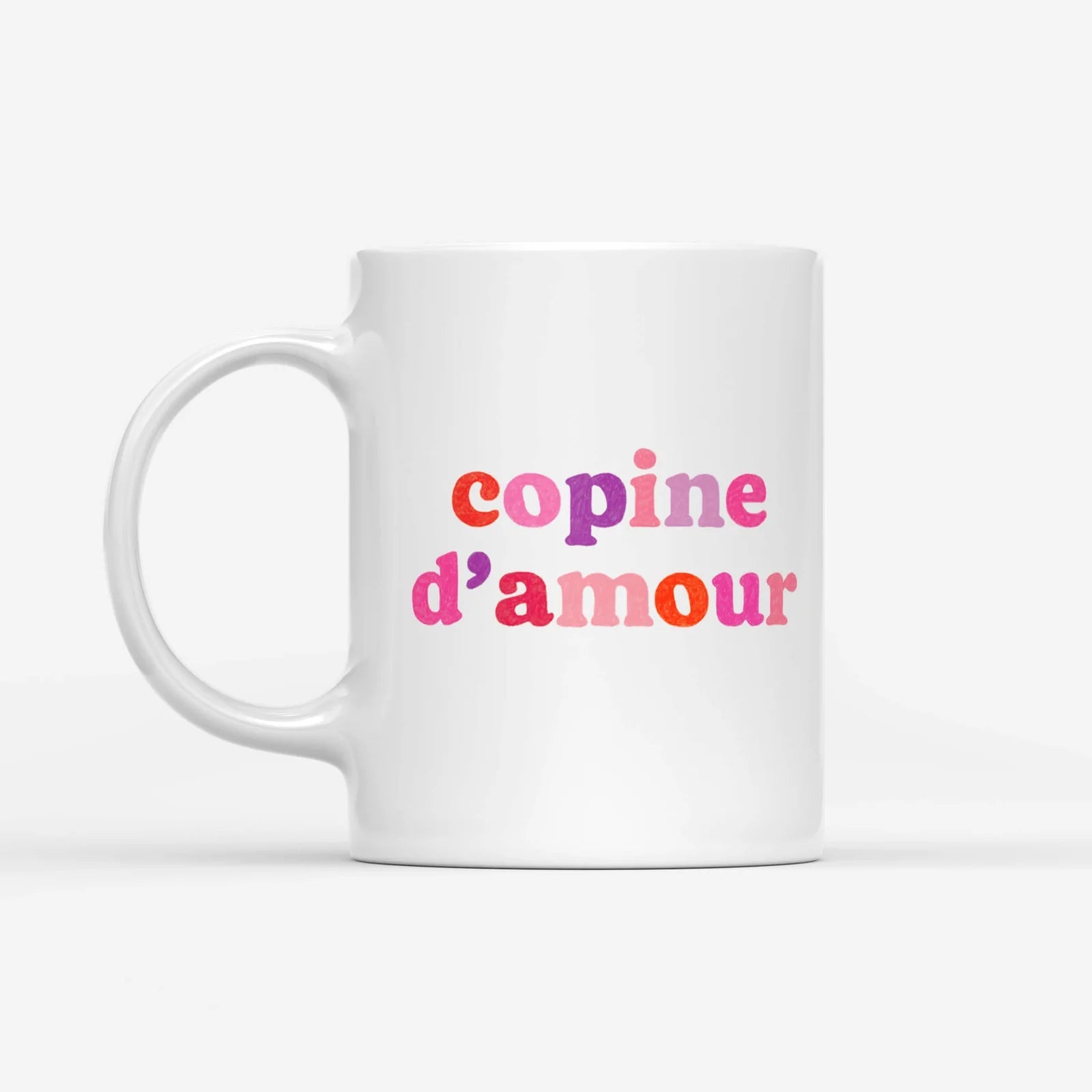 Mug Copine d'amour, design cœur coloré