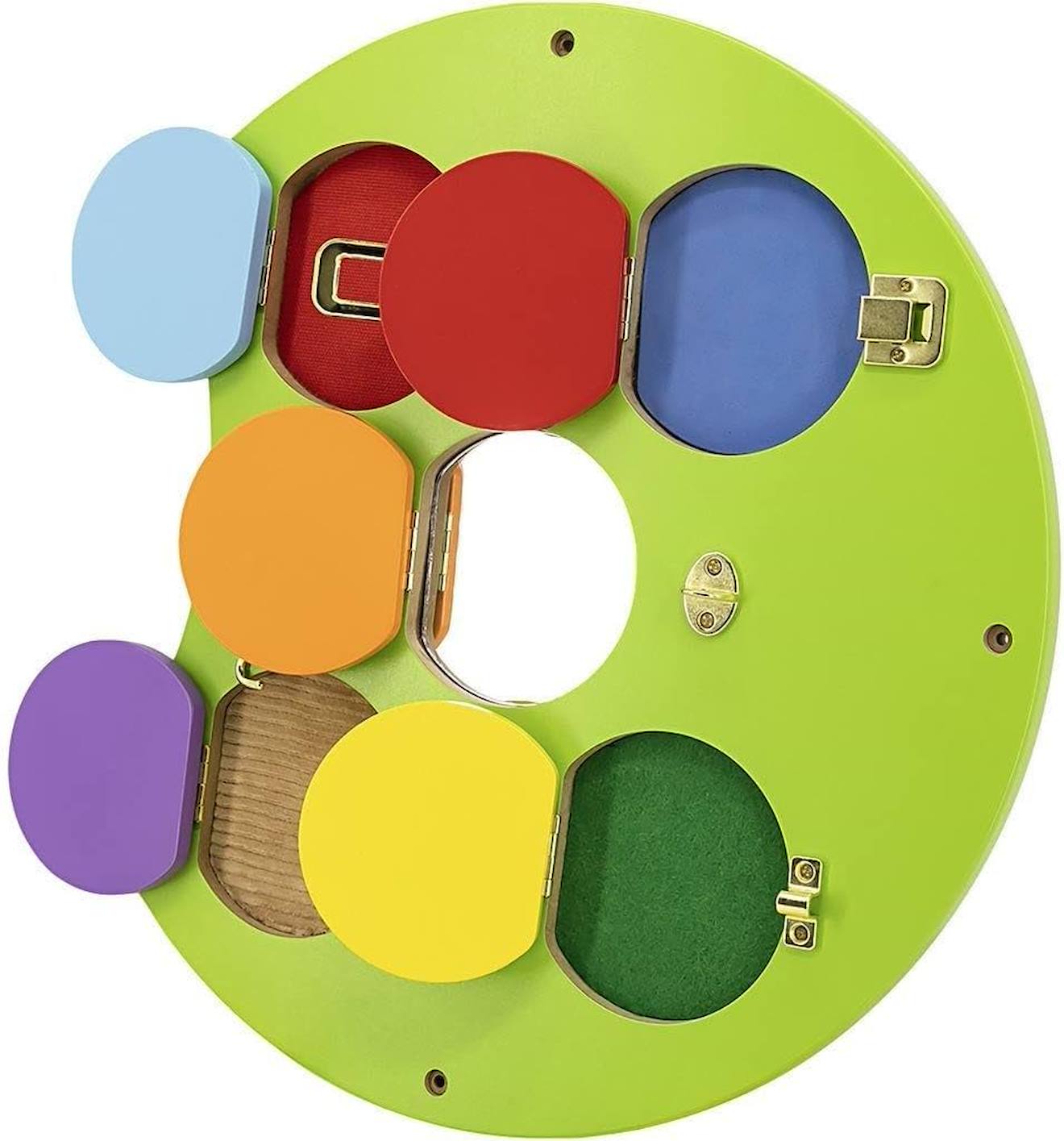 Panneau d'activités mural chenille vert
