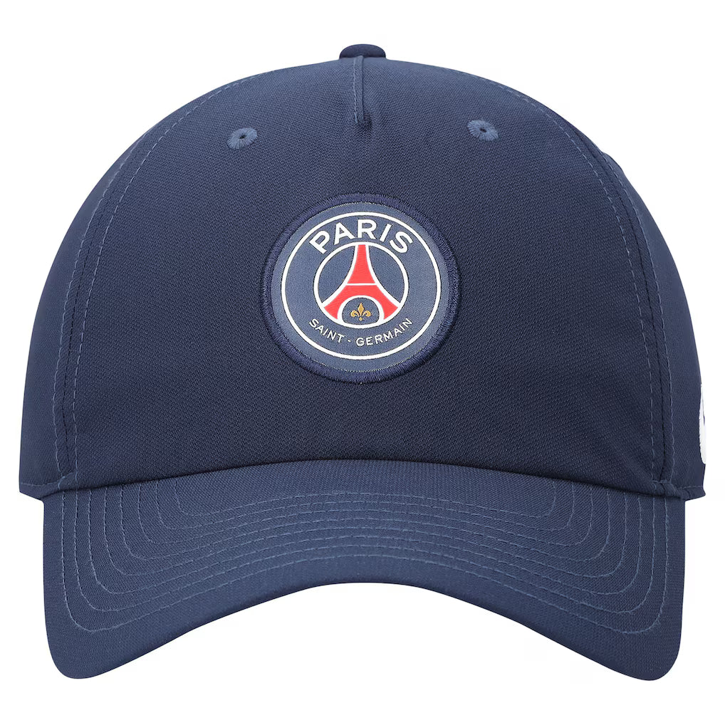 Casquette Nike Club Paris Saint-Germain : l’accessoire incontournable Paris Saint-Germain