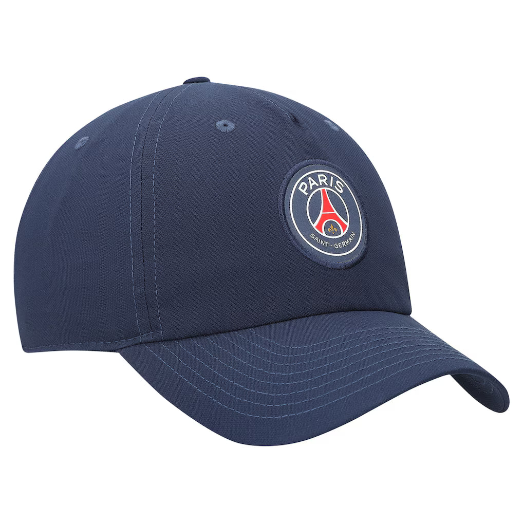 Casquette Nike Club Paris Saint-Germain : l’accessoire incontournable Paris Saint-Germain