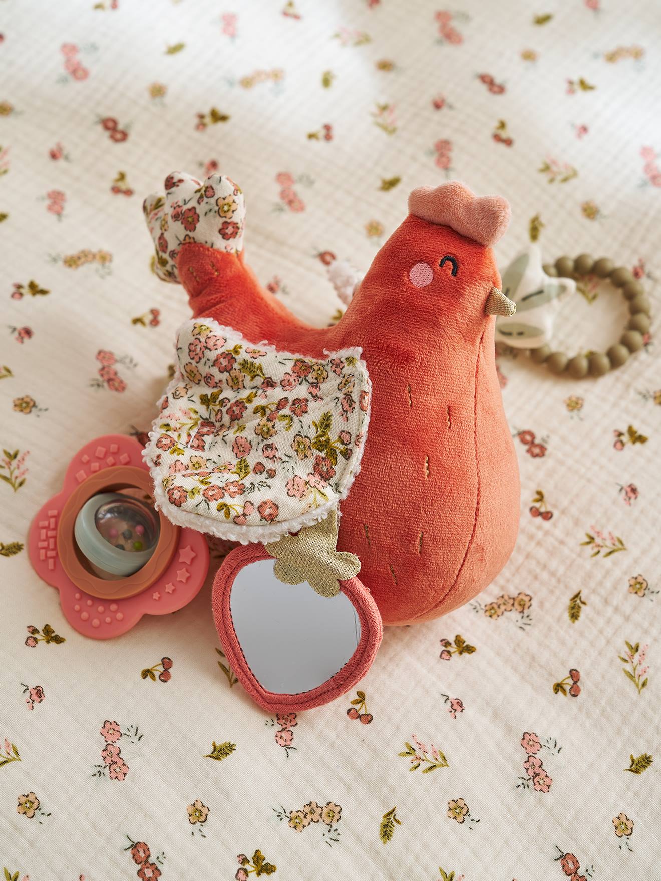 Peluche à suspendre poule cocotte
