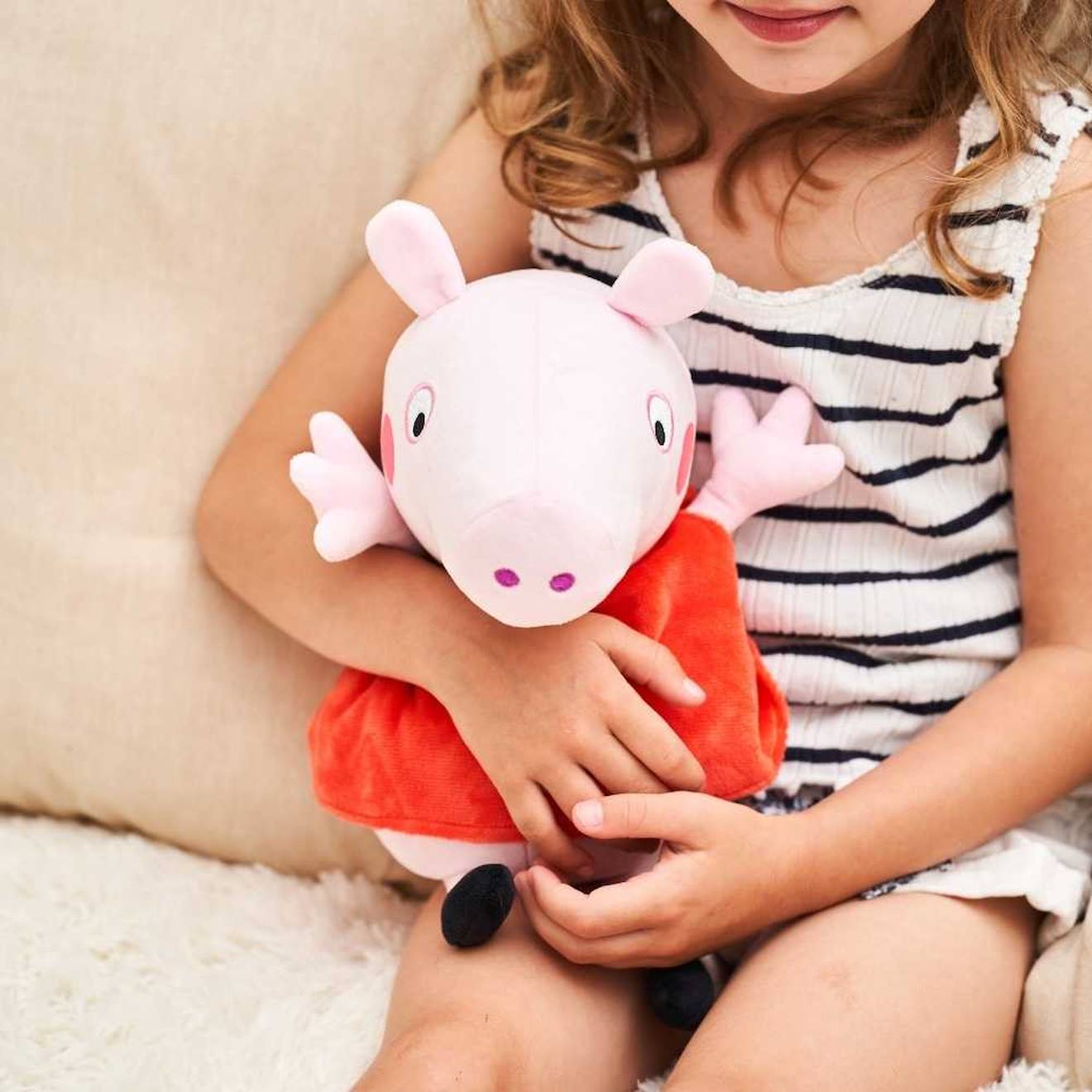 Peluche bouillotte Peppa Pig rouge marron