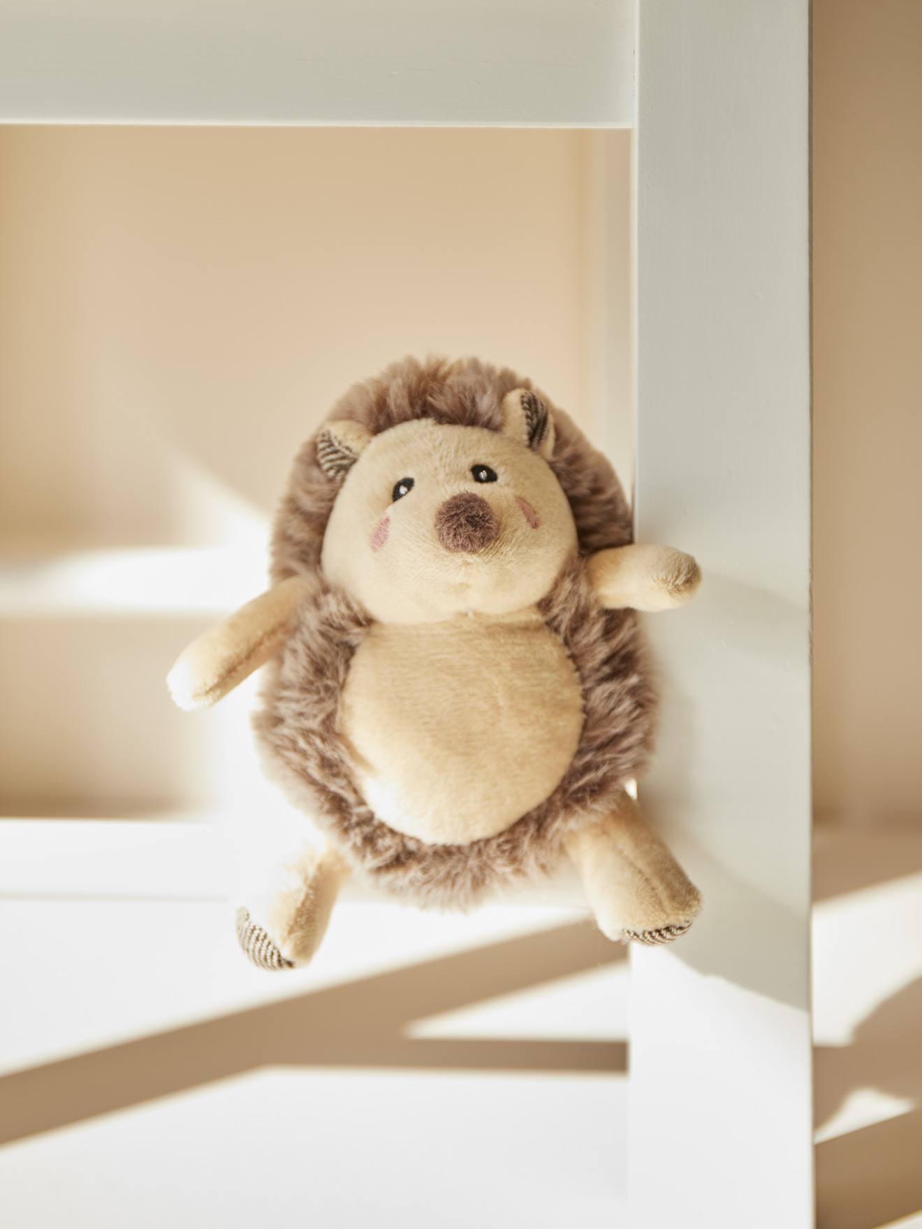 Peluche hérisson piksi doudou avec hochet hérisson piksi