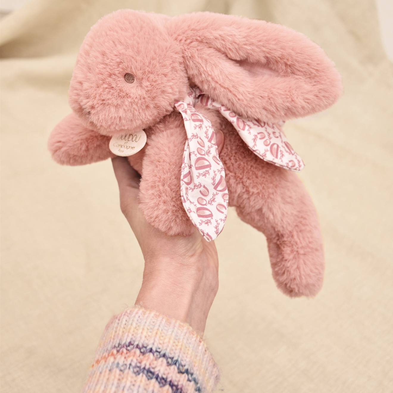 Peluche lapin rose poudré 25 cm rose