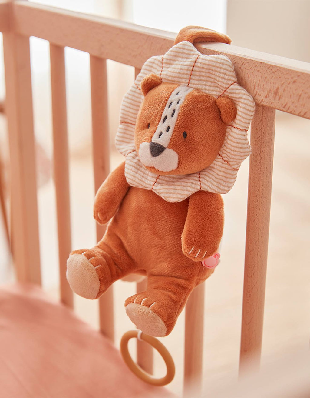 Peluche mini-musicale babou en veloudoux marron
