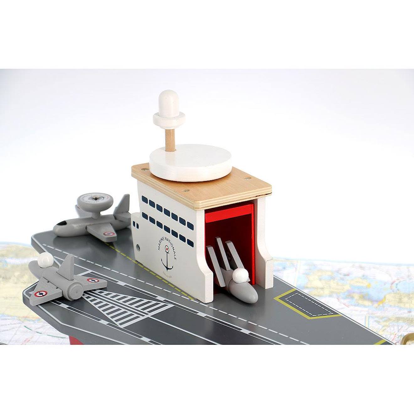 Porte-avions marine nationale gris