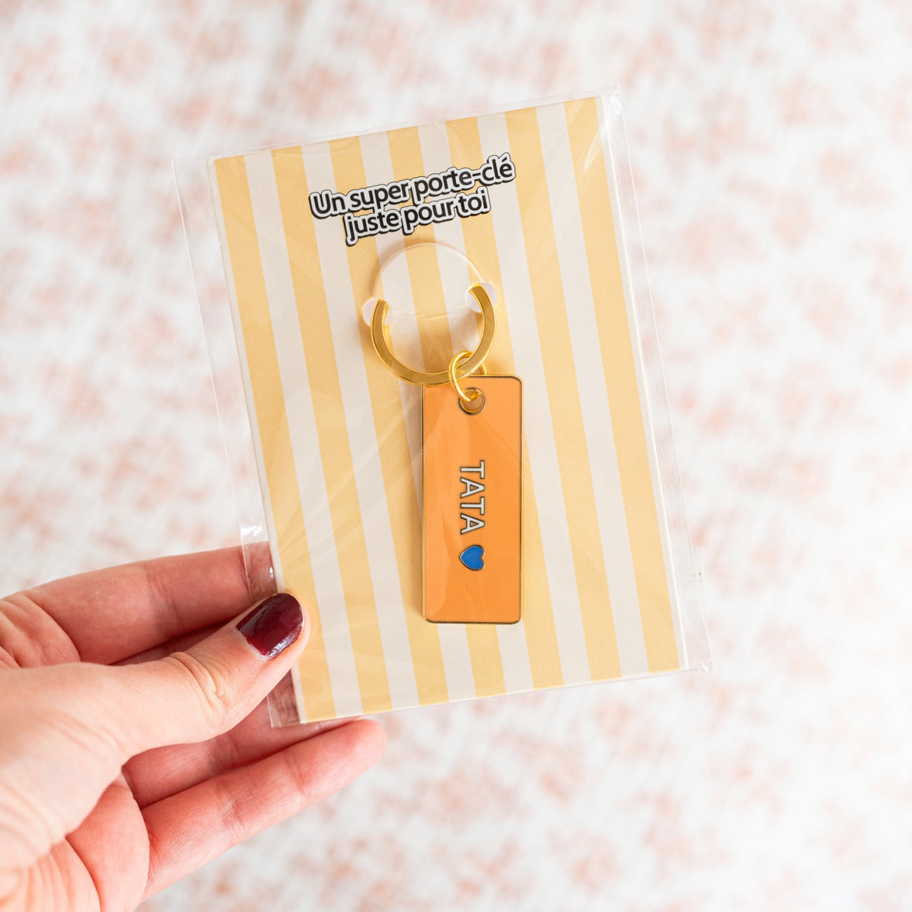 Porte-clé Tata orange avec coeur stylisé, idée cadeau pour une tatie