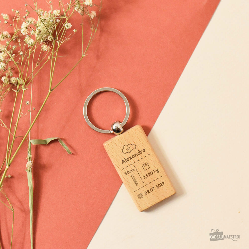 Porte-Clés en Bois Naissance à Personnaliser - Porte-Clés Personnalisé CadoMaestro