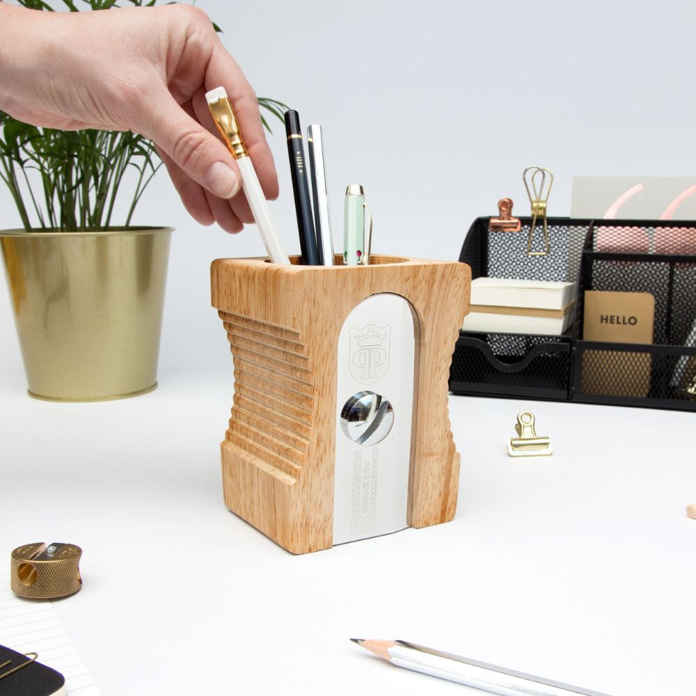 Pot à Crayons Taille Crayons en Bois Clair - Fourniture de Bureau Originale