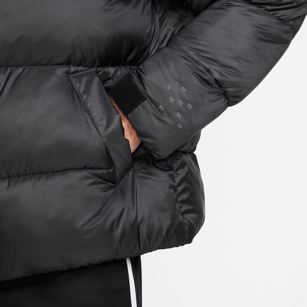 Doudoune Puffer PSG Nike Down Filled : pour supporter du PSG