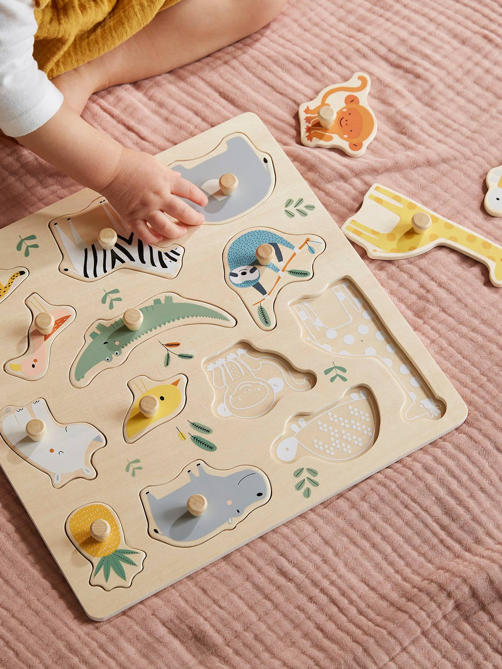 Puzzle boutons jungle en bois FSC multicolore