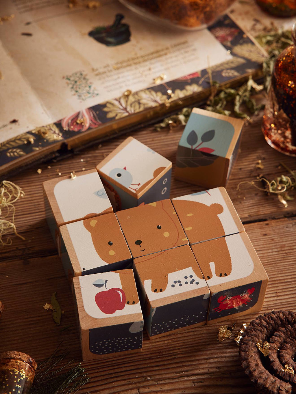 Puzzle cubes animaux en bois FSC beige