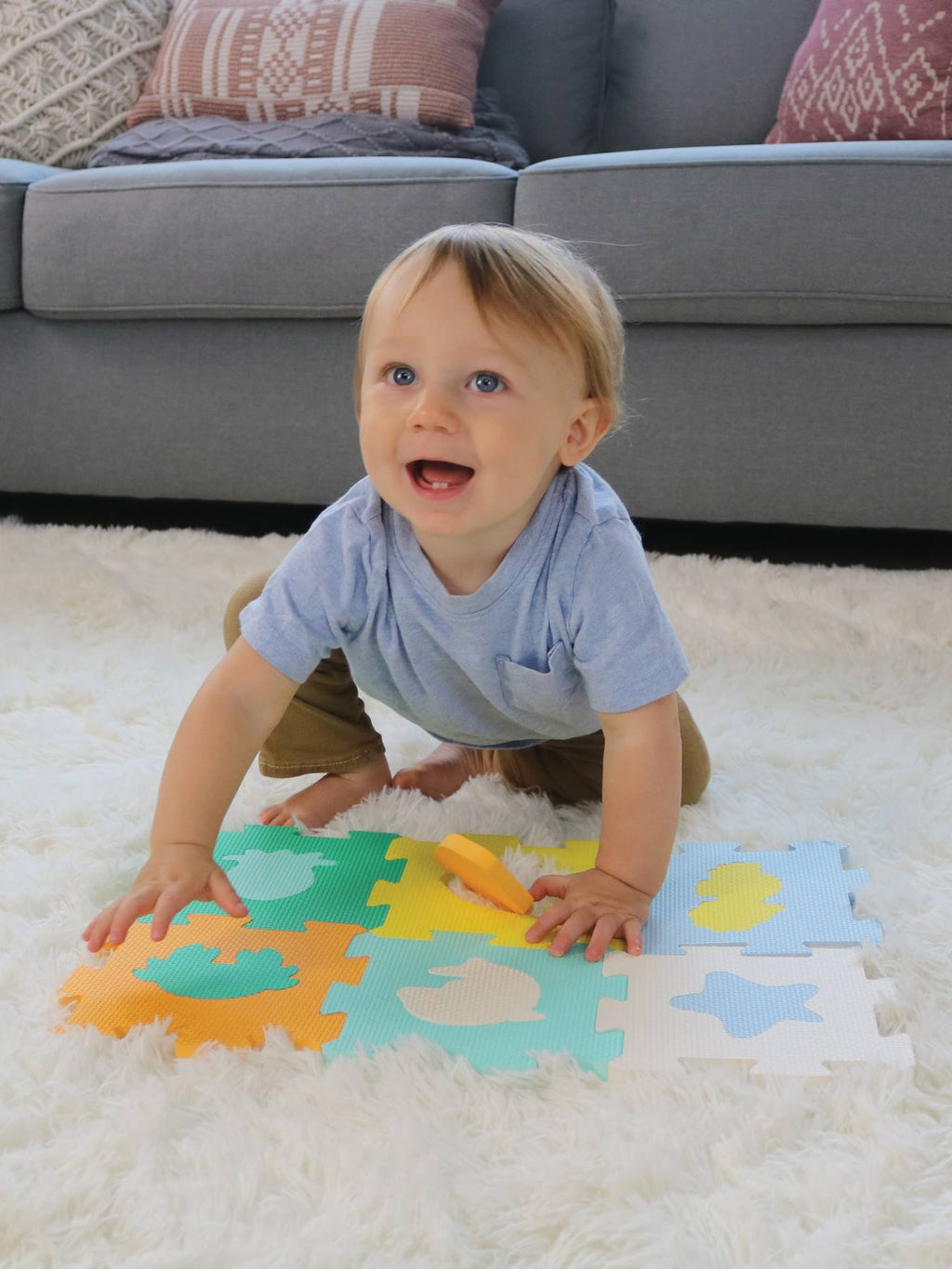 Puzzle sensoriel en mousse multicolore