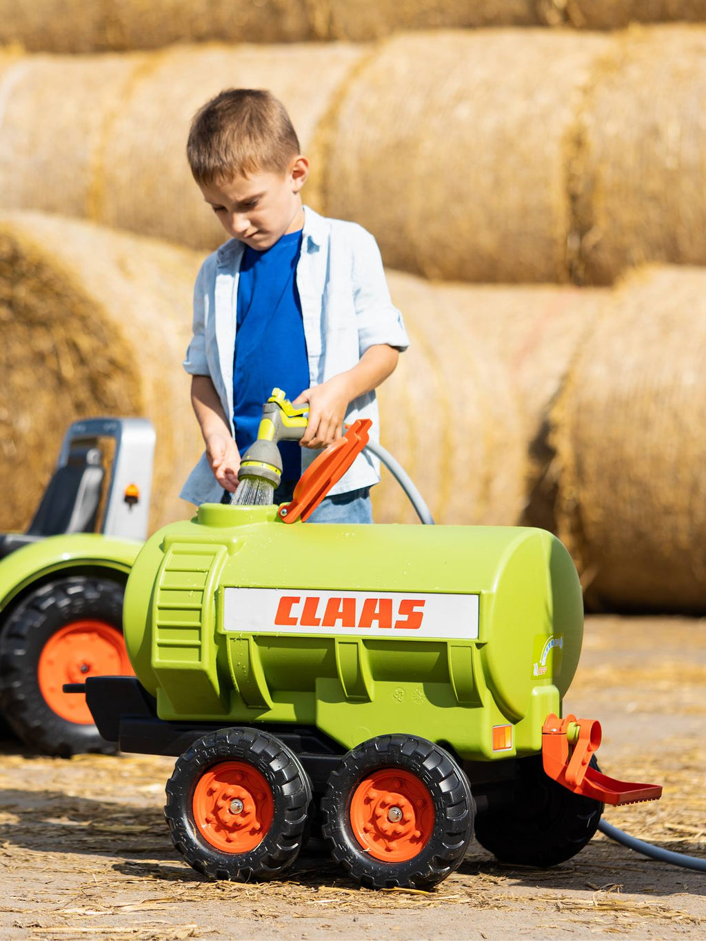 Remorque citerne claas grande capacité avec robinet et épandeur, capacité 30l, 100% fabriqué en france vert claas