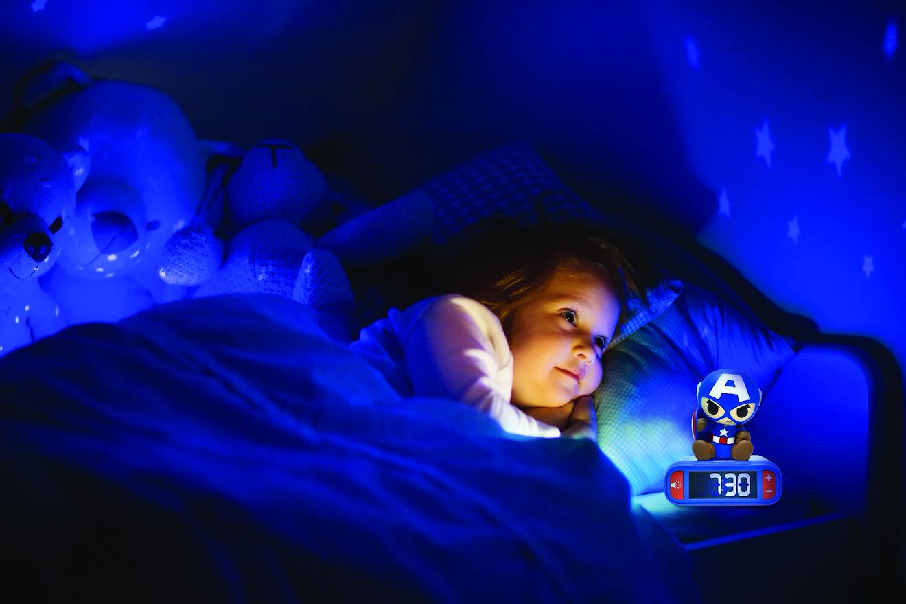 Réveil avec veilleuse Captain America en 3D multicolore